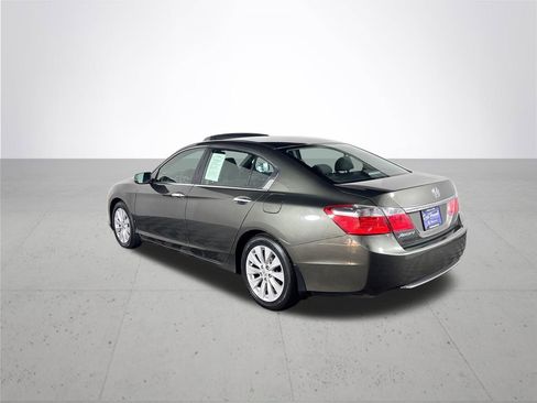 Used 2015 Honda Accord EX image 8