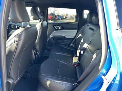 New 2026 Jeep Compass Limited image 10