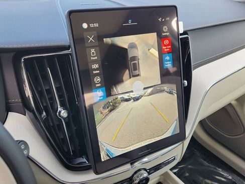 New 2026 Volvo XC60 T8 Ultra w/ Protection Package Premier image 8