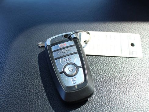 Used 2018 Ford F150 Lariat w/ Equipment Group 501A Mid AWD/4WD image 17