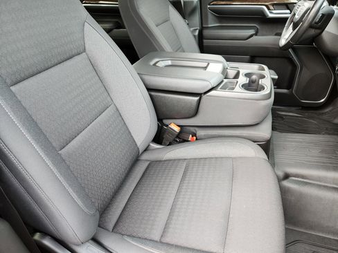 Used 2022 GMC Sierra 1500 Elevation w/ LPO, Elevation Black Package image 15