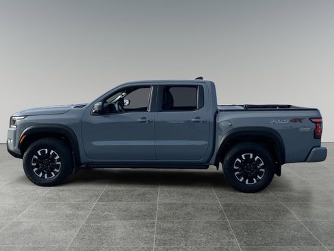 Used 2023 Nissan Frontier PRO-4X w/ Pro Convenience Package image 2