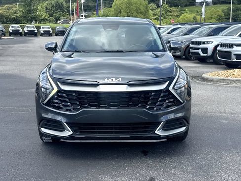 Used 2023 Kia Sportage EX FWD image 8