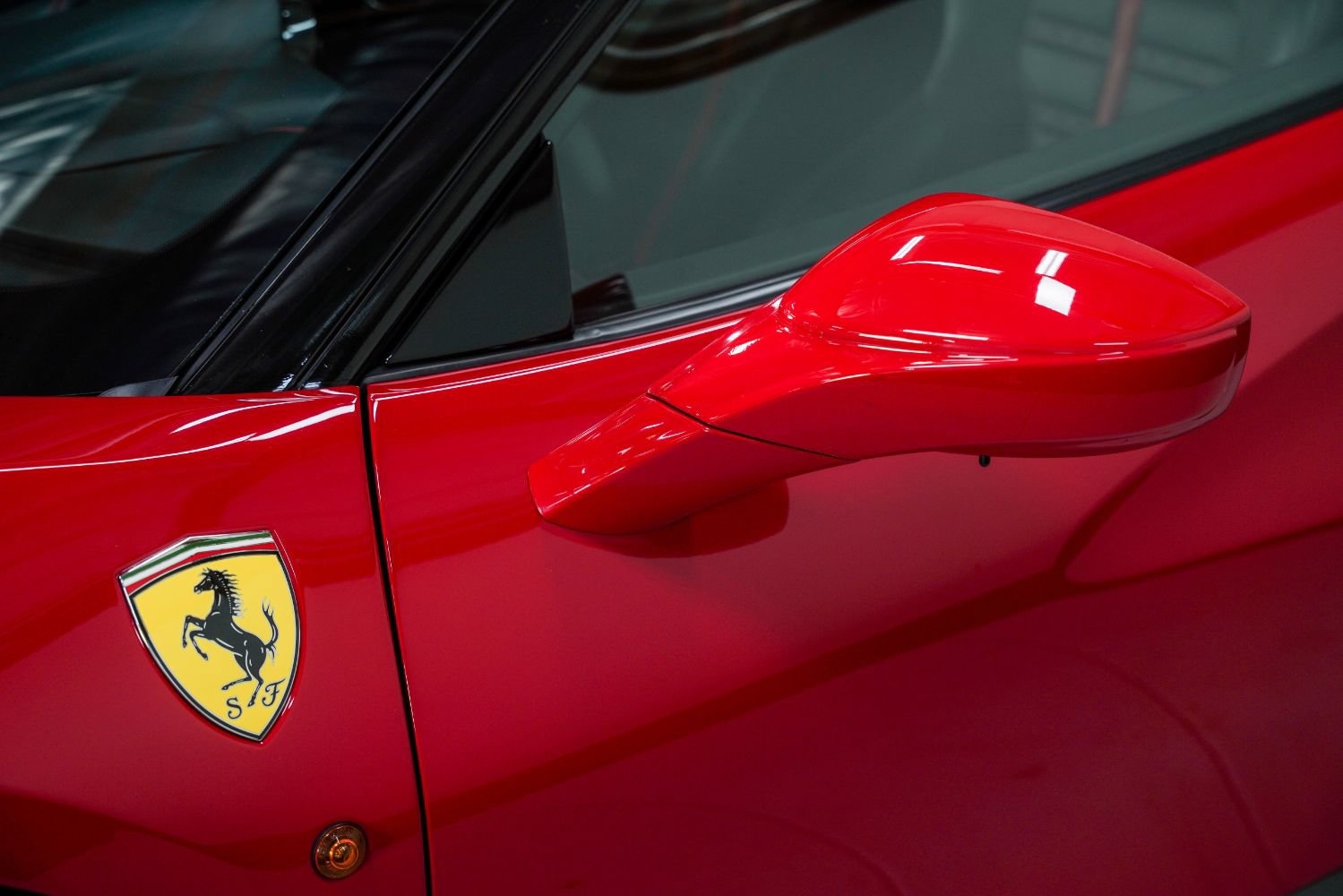Used 2016 Ferrari 488 GTB RWD image 16