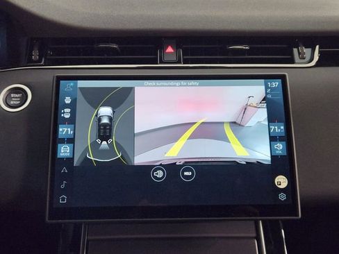 Used 2026 Land Rover Range Rover Evoque S image 18