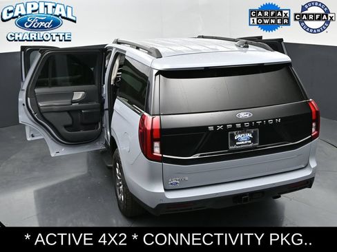 Used 2025 Ford Expedition Active AWD/4WD image 34