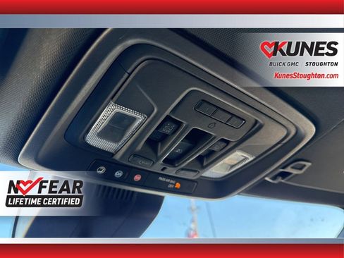 Used 2023 GMC Sierra 1500 AT4 image 28