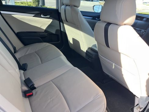 Used 2017 Honda Civic Touring image 13