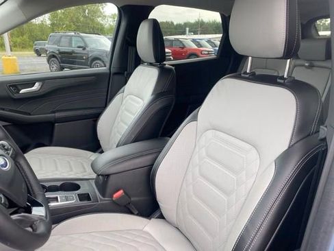New 2024 Ford Escape Platinum w/ Premium Technology Package AWD/4WD image 12