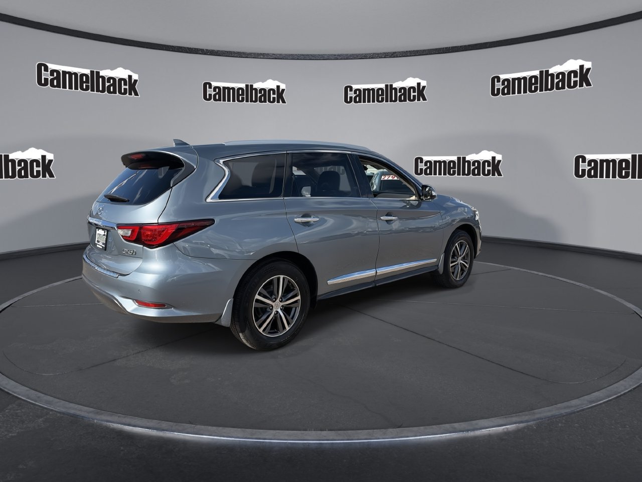 Used 2018 INFINITI QX60 FWD w/ Premium Plus Package image 7
