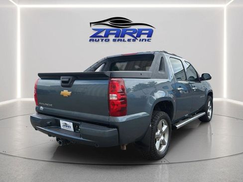 Used 2012 Chevrolet Avalanche LT w/ All-Star Edition AWD/4WD image 7