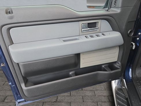 Used 2011 Ford F150 XLT w/ XLT Chrome Pkg image 10