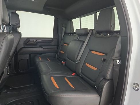 Used 2024 GMC Sierra 2500 AT4 w/ AT4 Premium Plus Package AWD/4WD image 31
