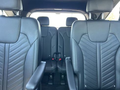 Certified 2024 Kia Sorento SX Prestige AWD/4WD image 37