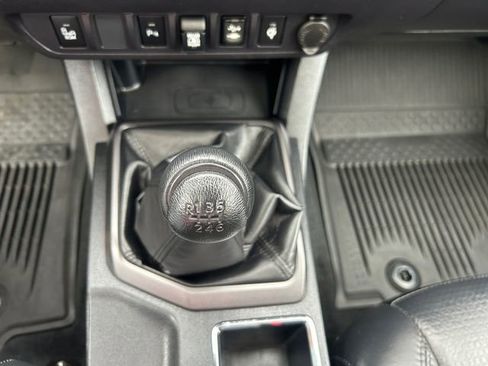 Certified 2019 Toyota Tacoma TRD Off-Road w/ TRD Premium Off Road Package image 14