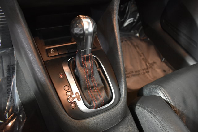 Used 2014 Volkswagen GTI Driver's Edition FWD image 21