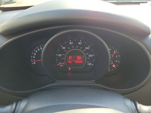 Used 2018 Kia Soul + image 19