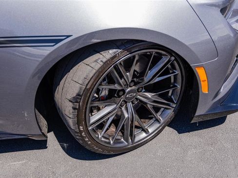 Used 2020 Chevrolet Camaro ZL1 RWD image 43