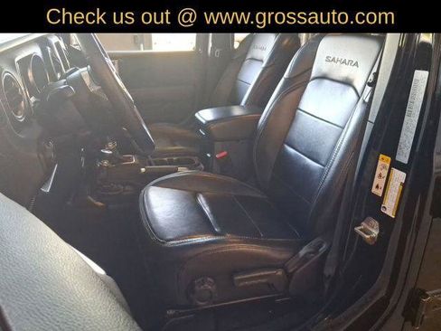Certified 2019 Jeep Wrangler Unlimited Sahara w/ Cold Weather Group AWD/4WD image 12