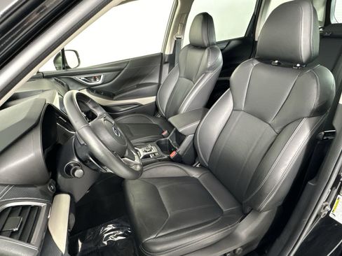 Used 2023 Subaru Forester Limited image 19