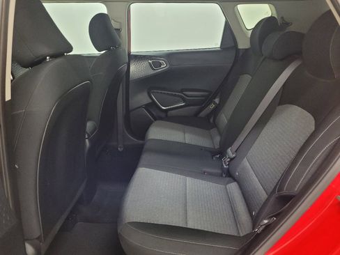 Used 2020 Kia Soul S FWD image 18
