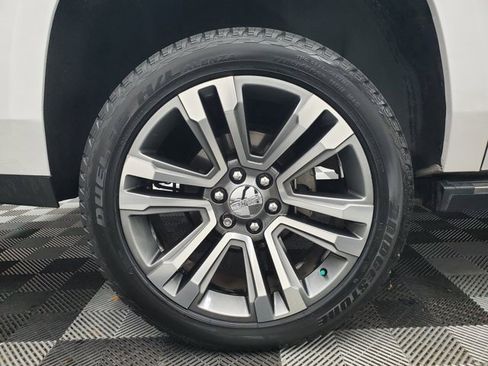 Used 2017 GMC Yukon XL Denali w/ Open Road Package image 7