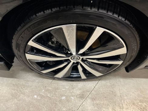 Used 2022 Nissan Altima 2.0 SR FWD image 10