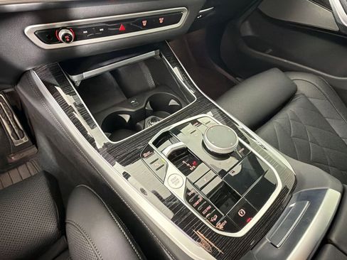Used 2025 BMW X5 xDrive40i w/ M Sport Package AWD/4WD image 24