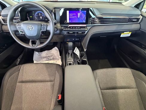 Certified 2026 Toyota Camry LE FWD image 32