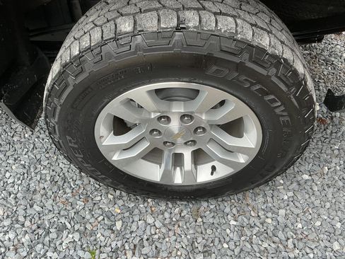 Used 2018 Chevrolet Silverado 1500 LT w/ All Star Edition image 23