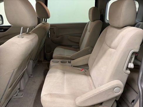 Used 2016 Nissan Quest SV image 26