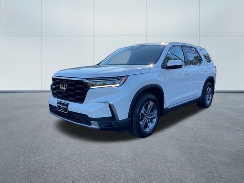 Used 2025 Honda Pilot EX-L image 2