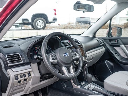 Used 2018 Subaru Forester 2.5i Premium AWD/4WD image 13