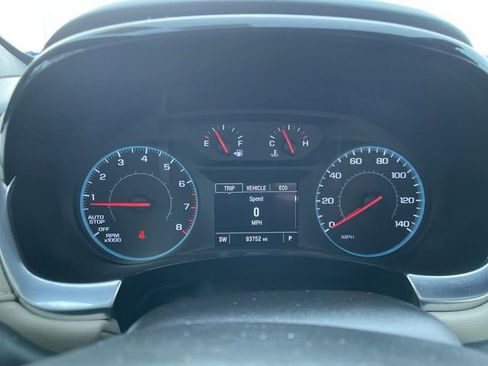 Used 2022 Chevrolet Traverse LS image 13