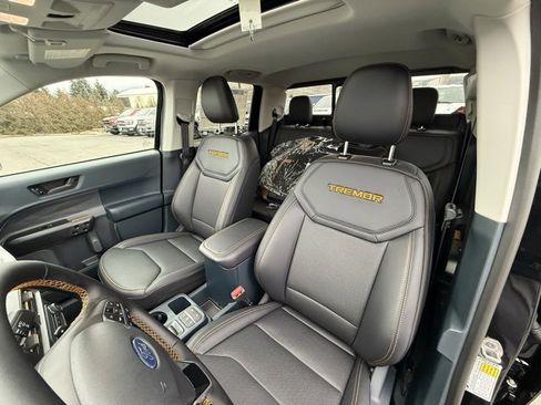 New 2026 Ford Maverick Tremor image 18