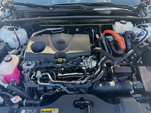 Used 2023 Toyota Crown XLE image 34