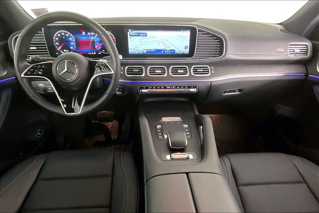 Used 2026 Mercedes-Benz GLS 450 4MATIC image 13