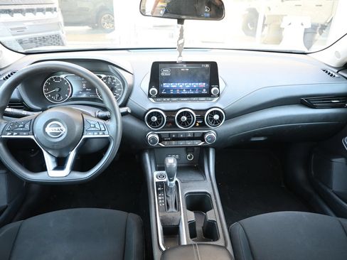 Used 2023 Nissan Sentra SV FWD image 31