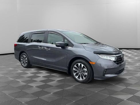 Used 2024 Honda Odyssey EX-L image 2