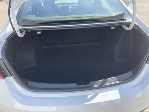 Used 2024 Chevrolet Malibu LT image 23
