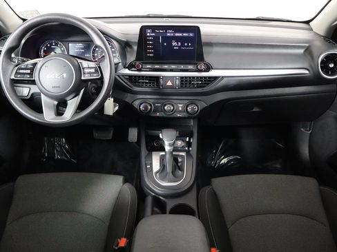 Used 2024 Kia Forte LXS FWD image 13