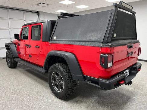 Used 2022 Jeep Gladiator Rubicon w/ Cold Weather Group AWD/4WD image 8