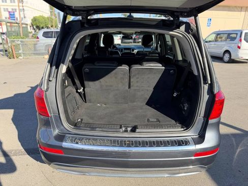 Used 2015 Mercedes-Benz GL 450 4MATIC image 31