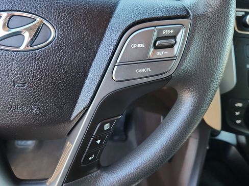 Used 2018 Hyundai Santa Fe Sport image 21