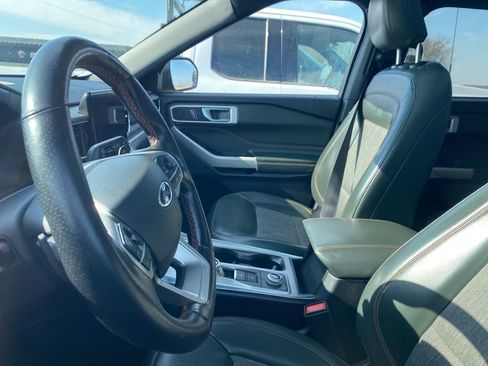 Used 2022 Ford Explorer Timberline image 11