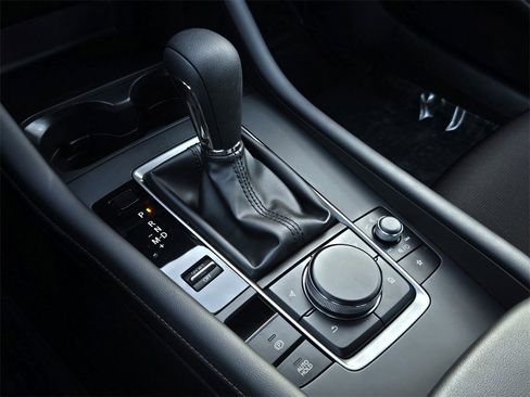 Certified 2025 MAZDA MAZDA3 s image 17