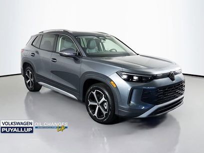 New 2025 Volkswagen Tiguan SE