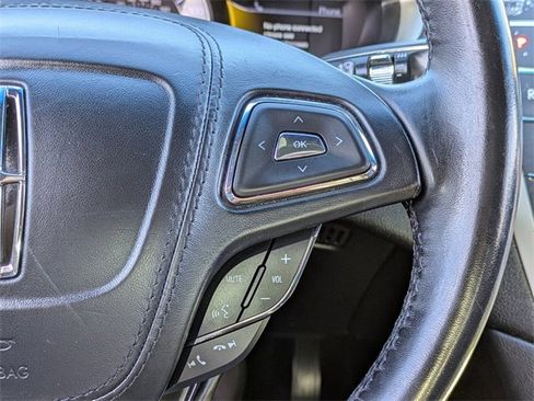 Used 2019 Lincoln MKZ Premiere image 24