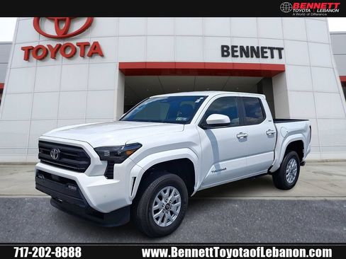 Used 2024 Toyota Tacoma SR5 AWD/4WD image 1