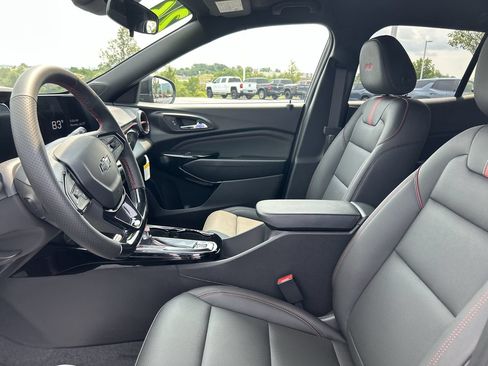 New 2026 Chevrolet Trax RS w/ Driver Confidence Package FWD image 21